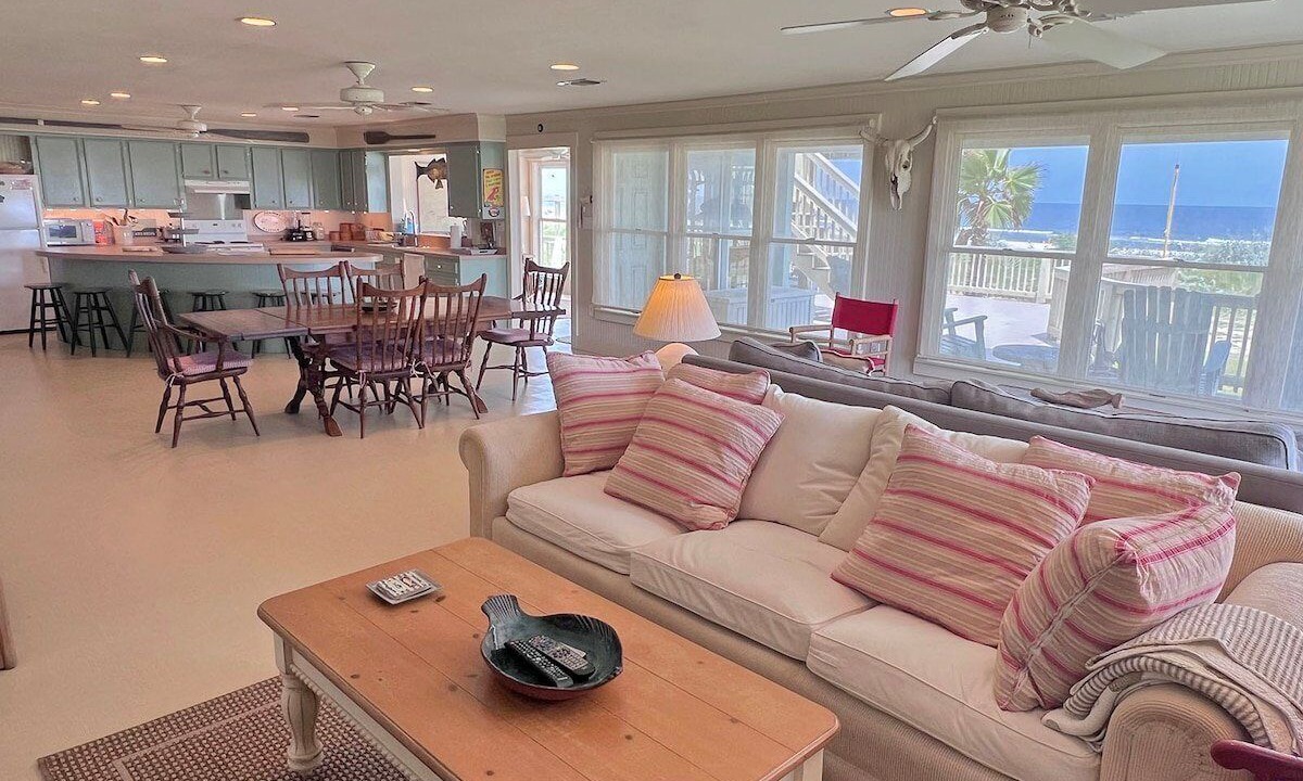 Photo of Livingroom in Grand Isle