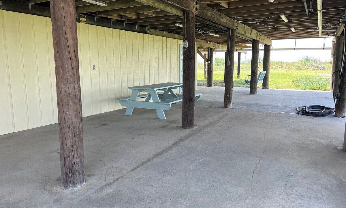 Photo of Others in Grand Isle