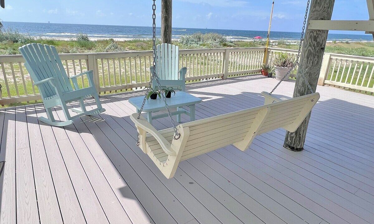 Photo of Patio Balcony in Grand Isle