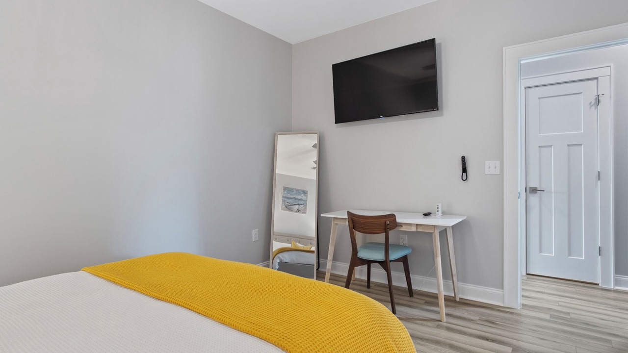 Photo of Bedroom in Henderson Point
