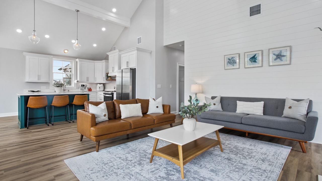 Photo of Livingroom in Henderson Point
