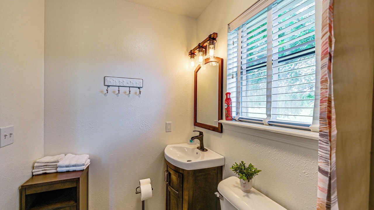 Photo of Bathroom in Broken Bow