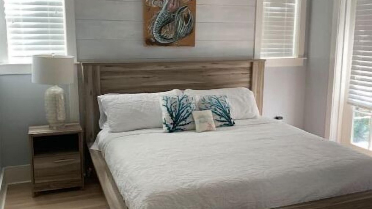 Photo of Bedroom in Lakeside at Blue Mountain Beach