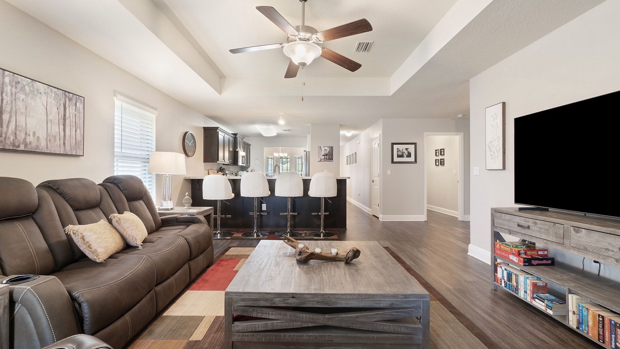 Photo of Livingroom in Milton