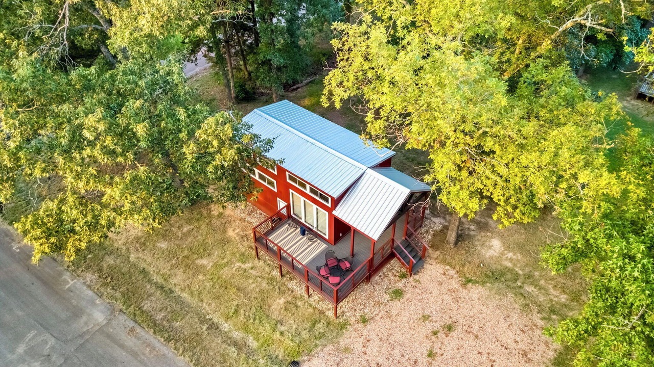 Photo of Outdoor in Mineola