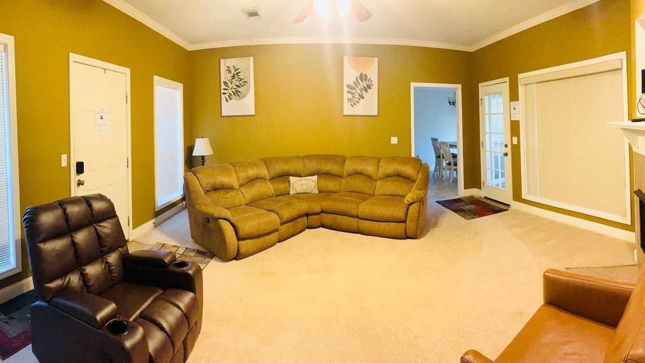 Photo of Livingroom in Terry