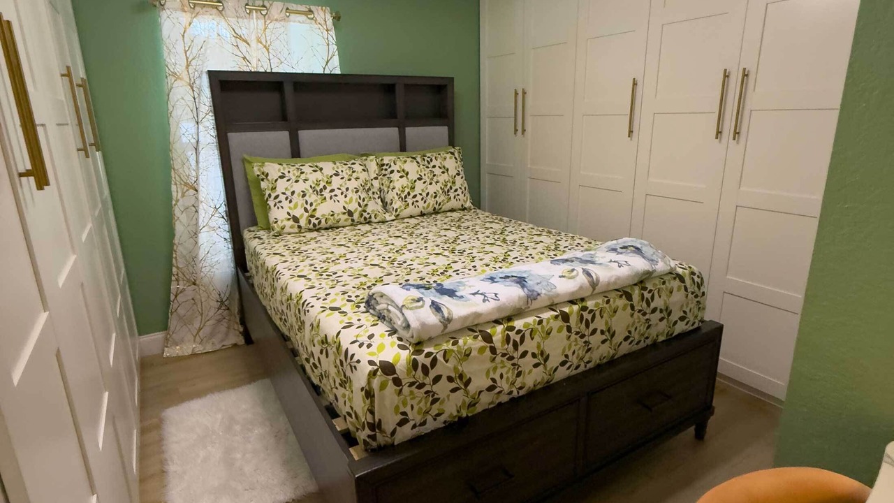 Photo of Bedroom in Deerfield Beach