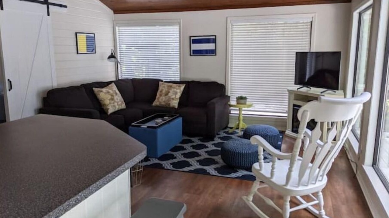 Photo of Livingroom in Scroggins