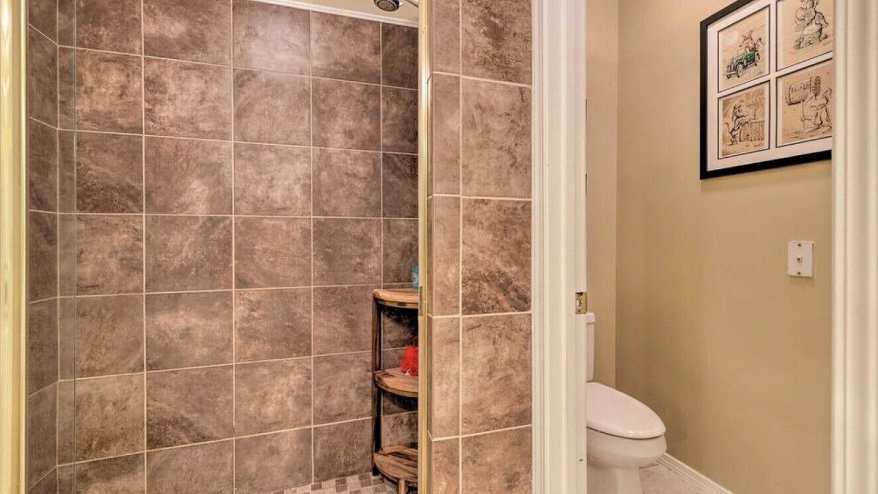 Photo of Bathroom in Diamondhead