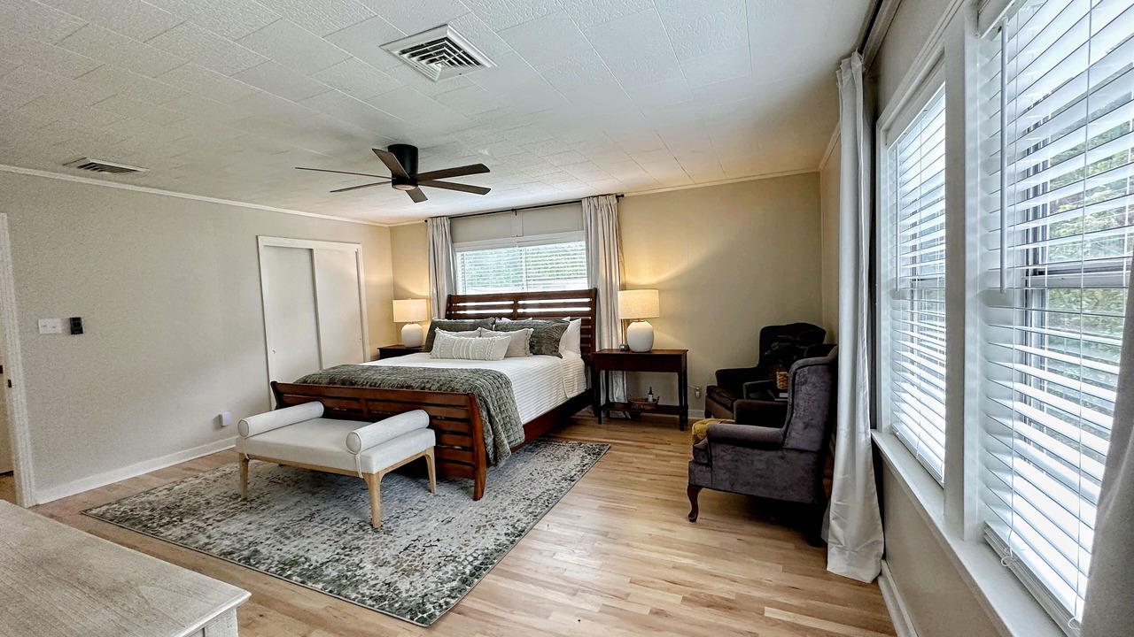 Photo of Bedroom in Monroe