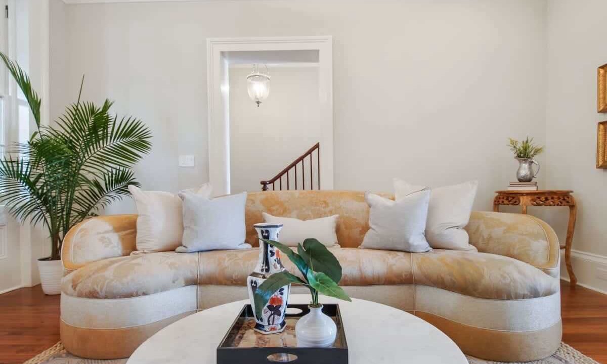 Photo of Livingroom in Central Business District