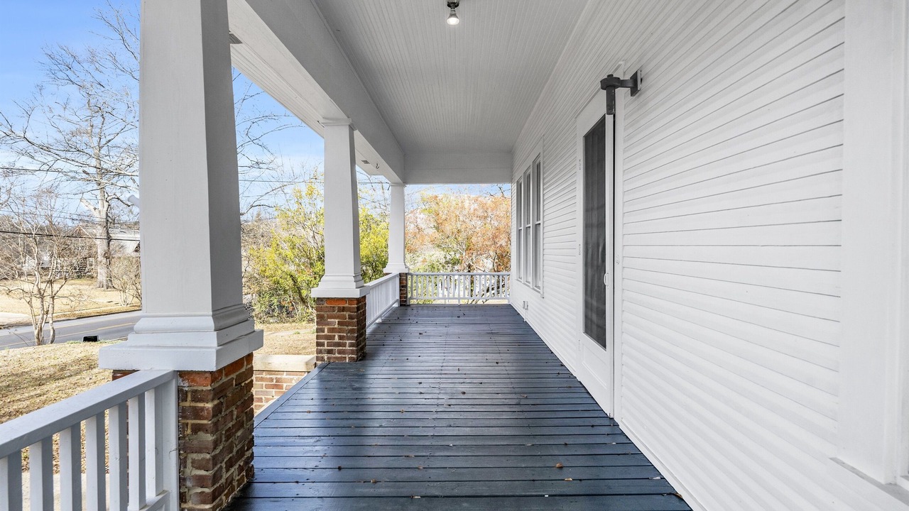 Photo of Outdoor in Starkville