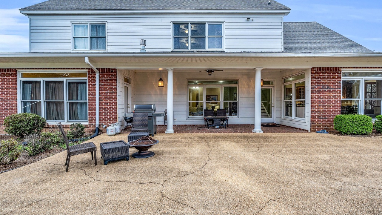 Photo of Outdoor in Mayhew