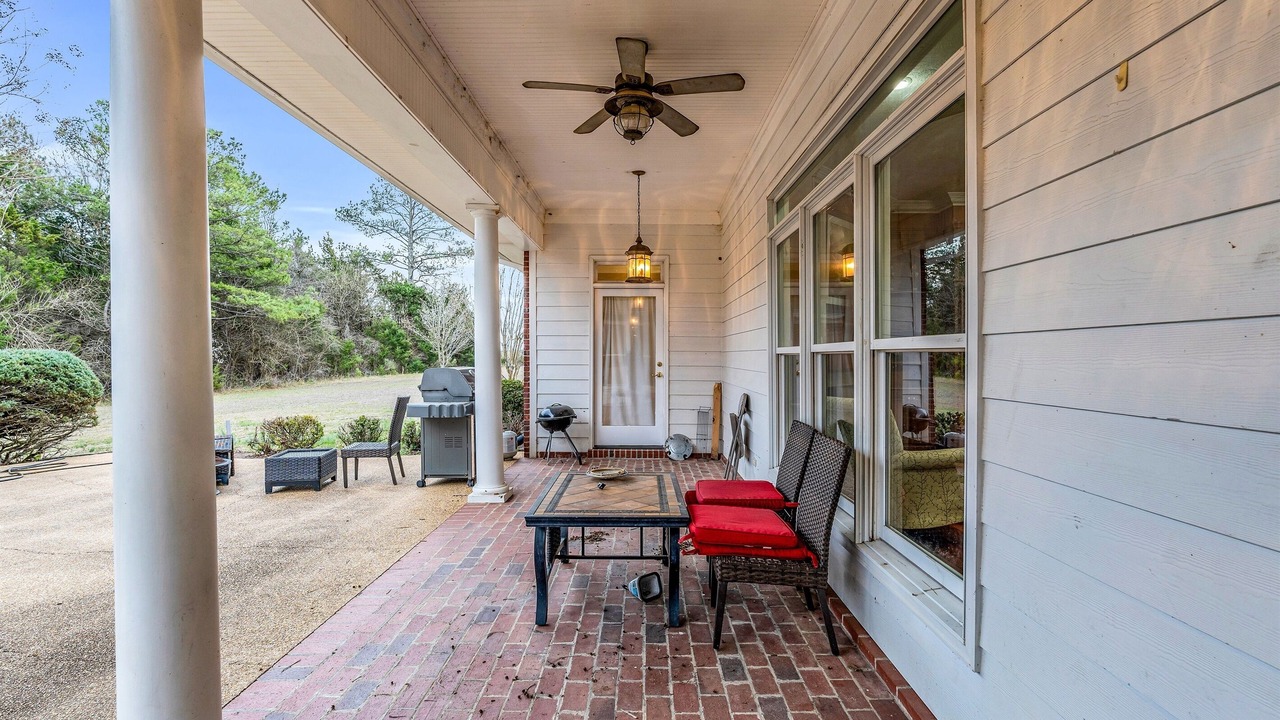 Photo of Outdoor in Mayhew