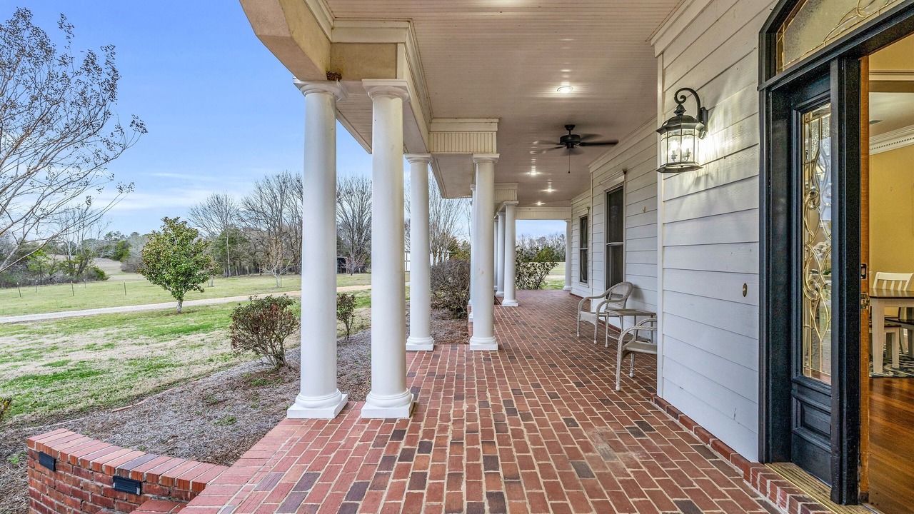 Photo of Outdoor in Mayhew