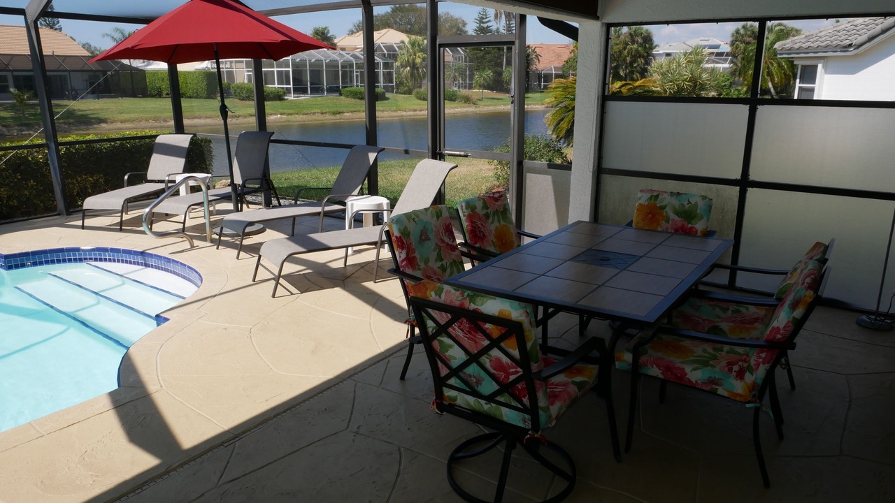Photo of Outdoor in Crown Pointe