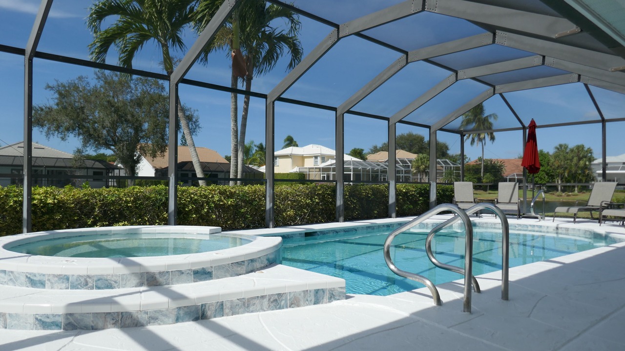 Photo of Outdoor in Crown Pointe