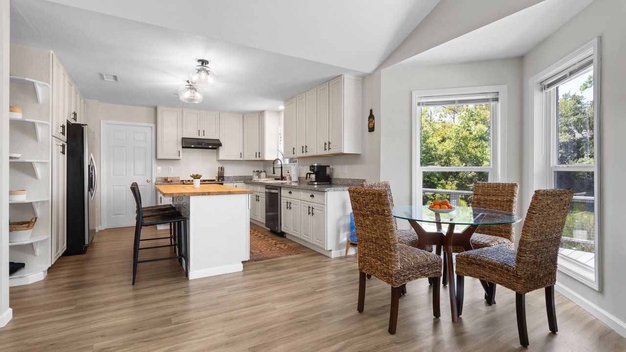 Photo of Kitchen in Ocean Springs