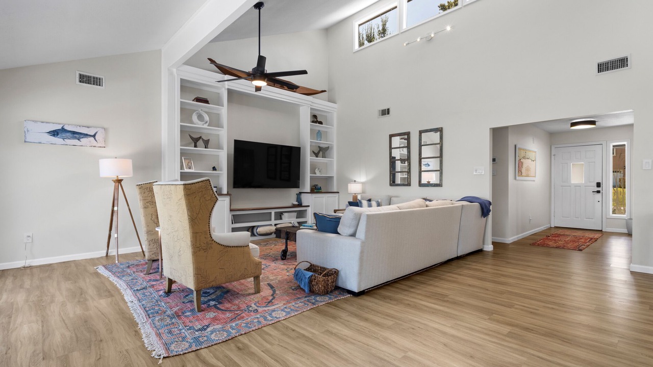 Photo of Livingroom in Ocean Springs