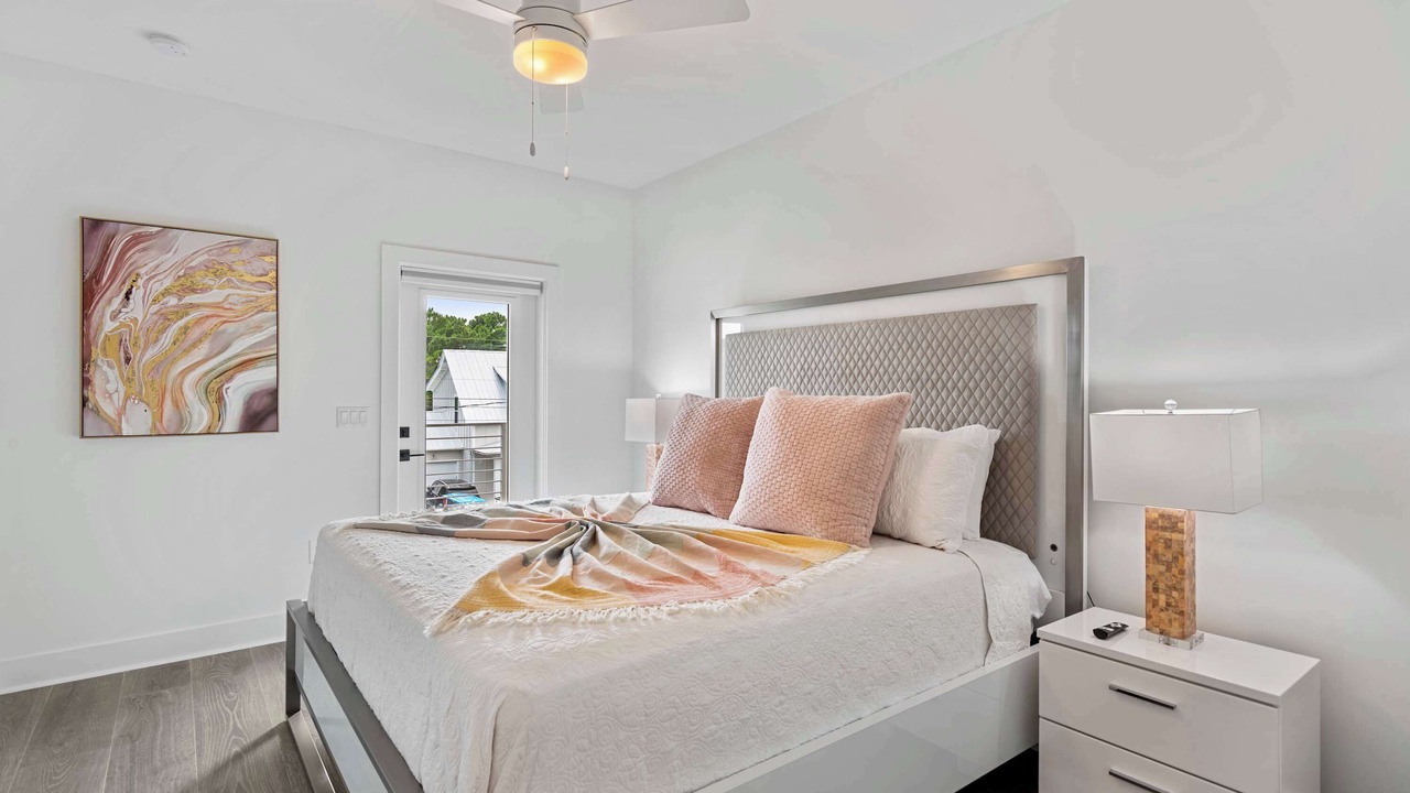 Photo of Bedroom in Dune Allen Beach