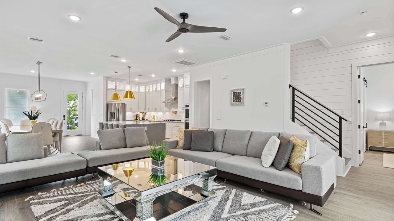 Photo of Livingroom in Dune Allen Beach