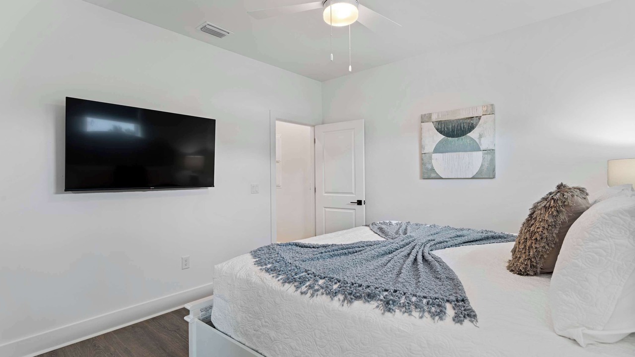 Photo of Bedroom in Dune Allen Beach