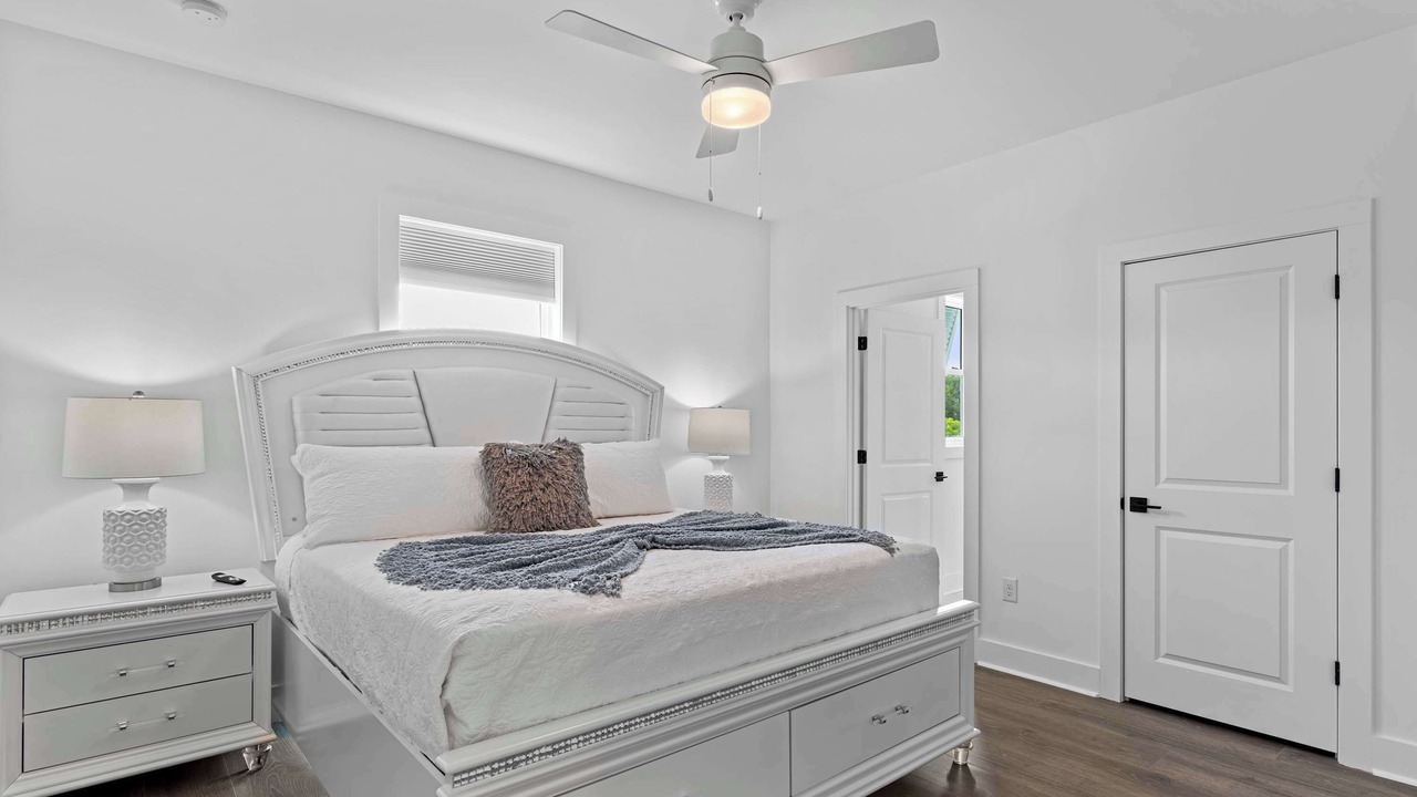 Photo of Bedroom in Dune Allen Beach