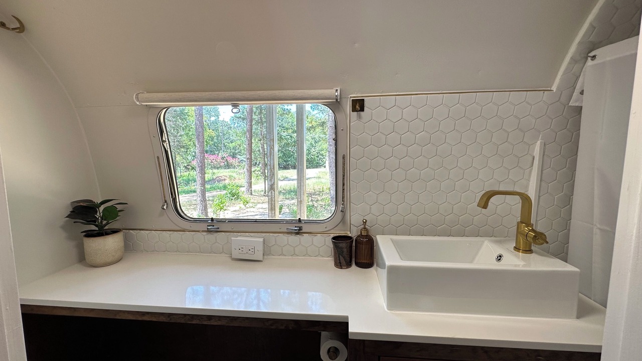 Photo of Bathroom in Dogwood