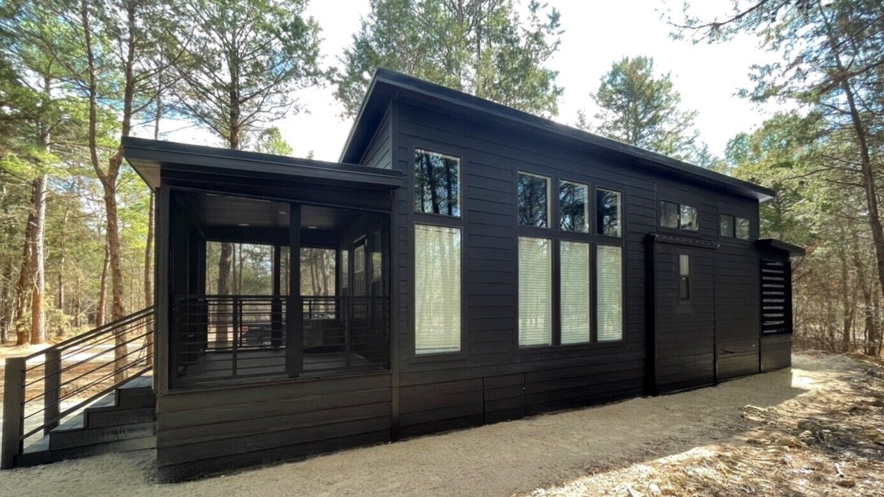 Photo of Outdoor in Dogwood
