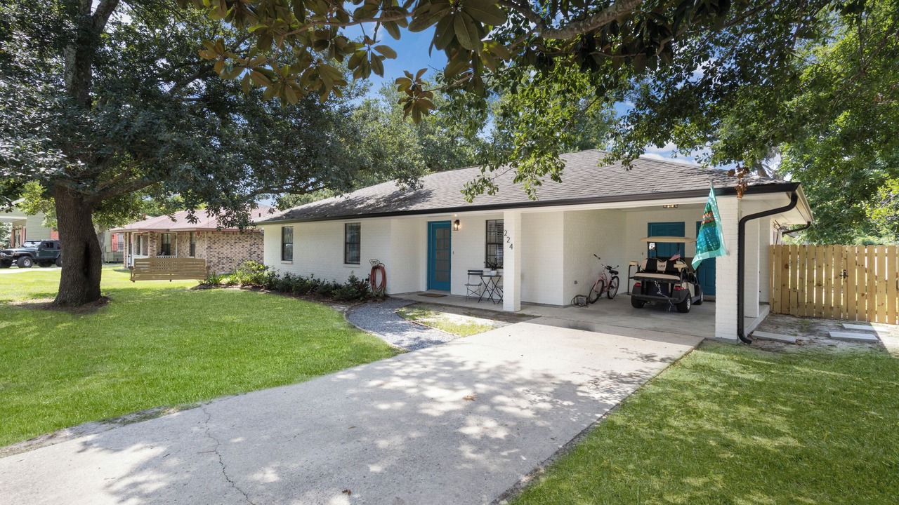 Photo of Outdoor in Gulf Park Estates