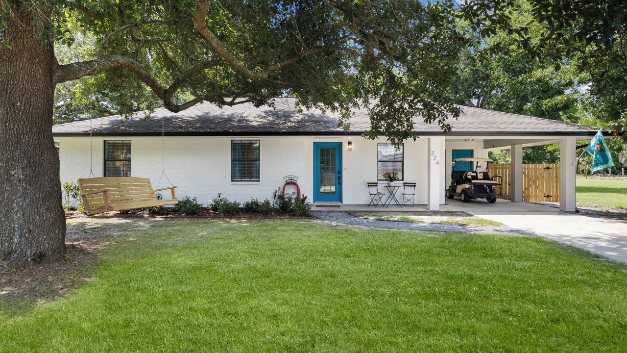 Photo of Outdoor in Gulf Park Estates
