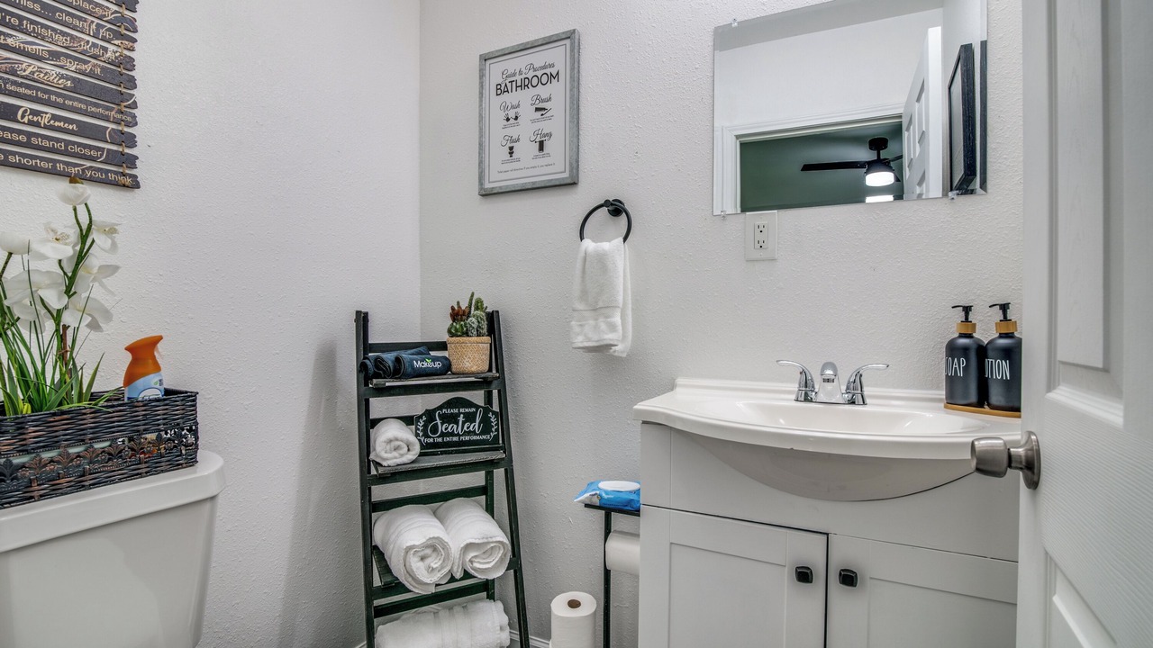 Photo of Bathroom in West Tawakoni