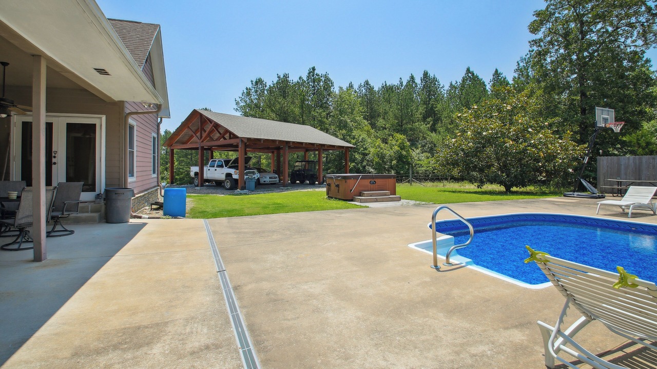 Photo of Outdoor in Jones Mills