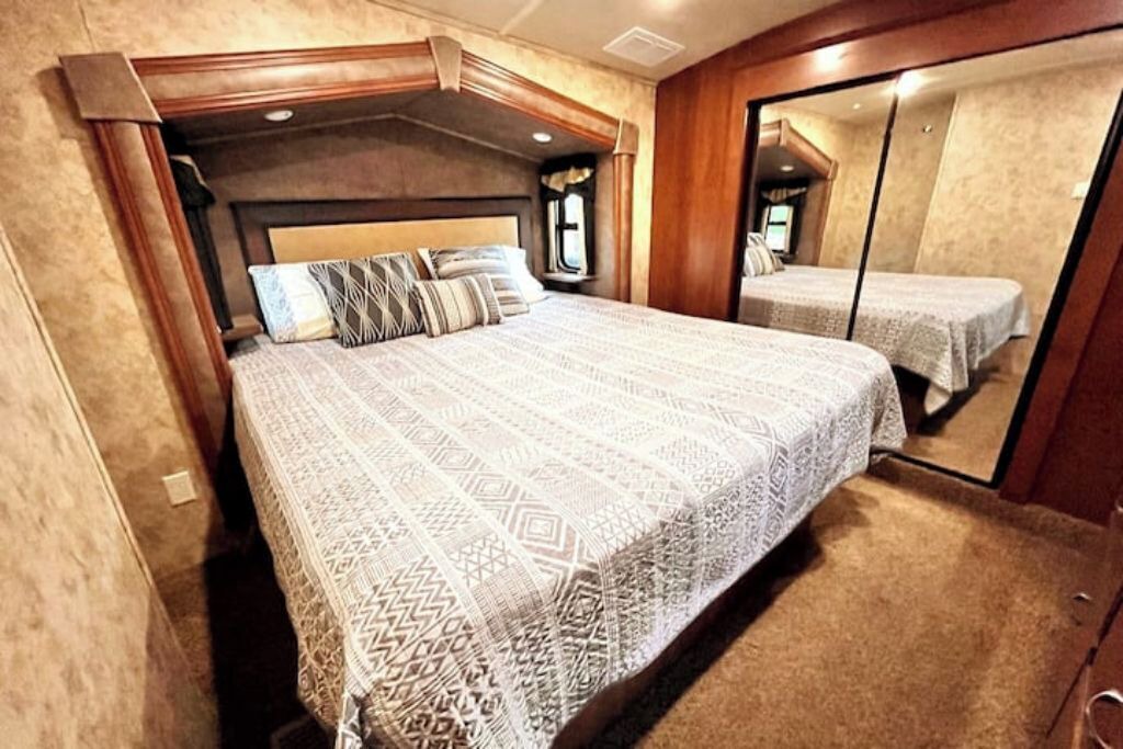 Photo of Bedroom in Ono Island