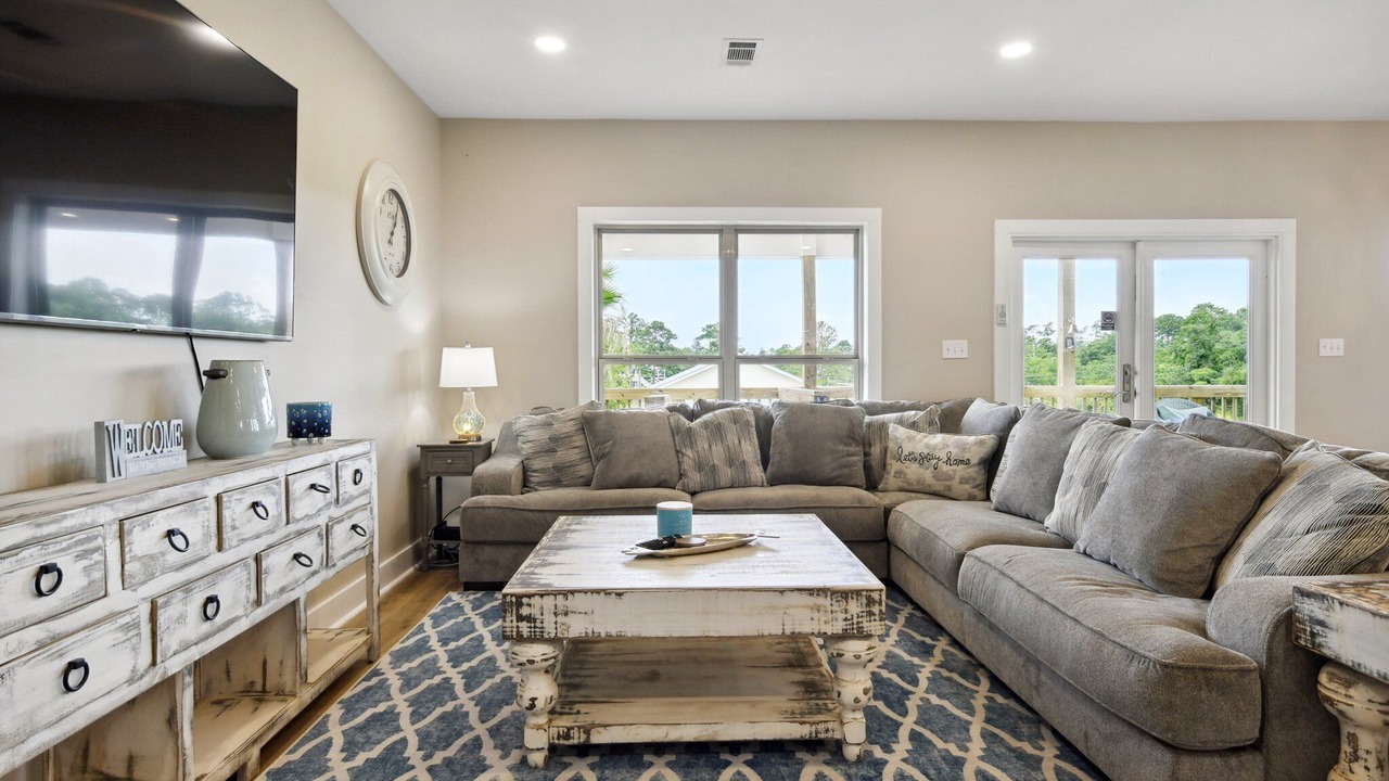 Photo of Livingroom in Shoreline Park