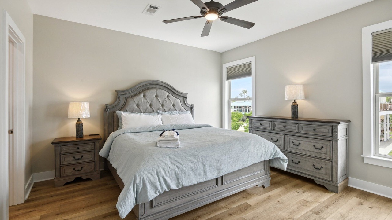 Photo of Bedroom in Shoreline Park