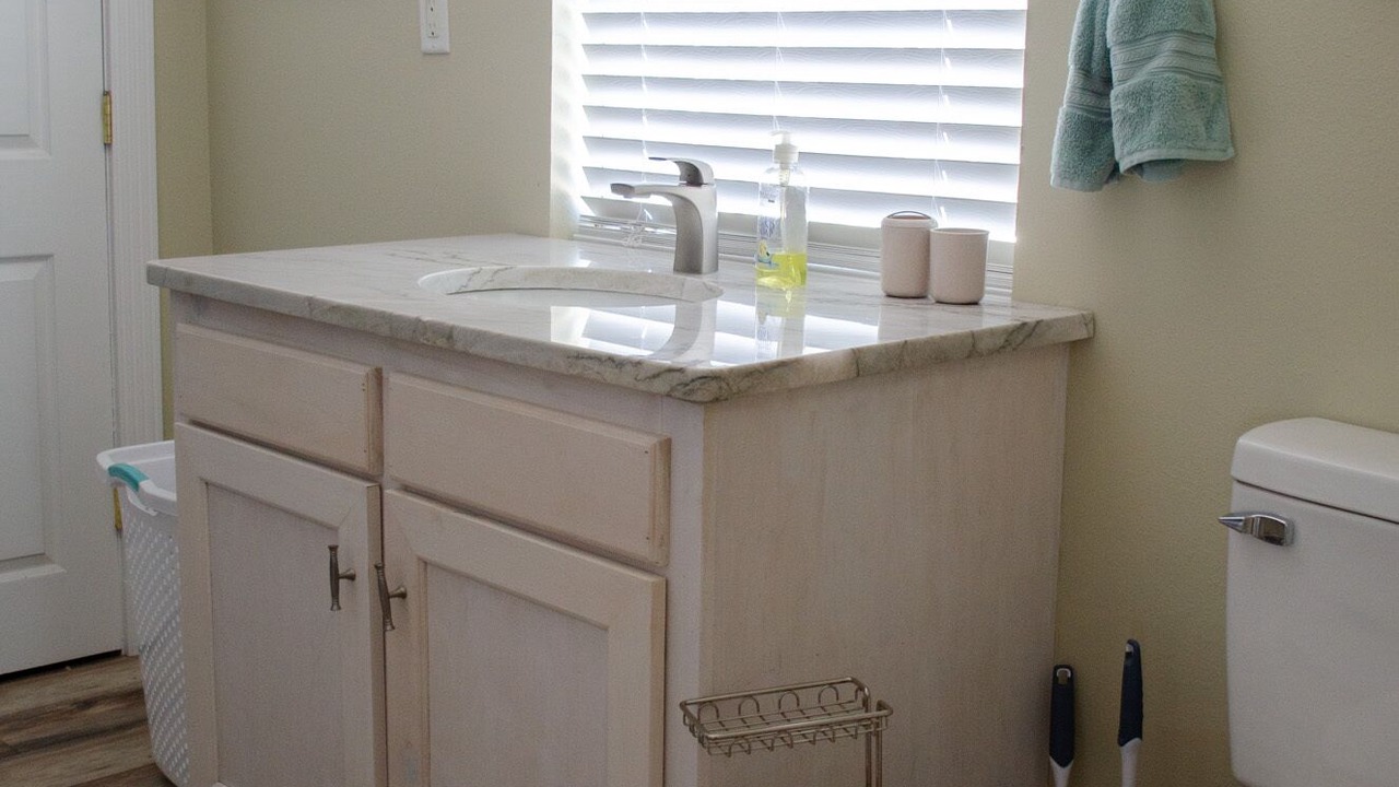 Photo of Bathroom in Shoreline Park