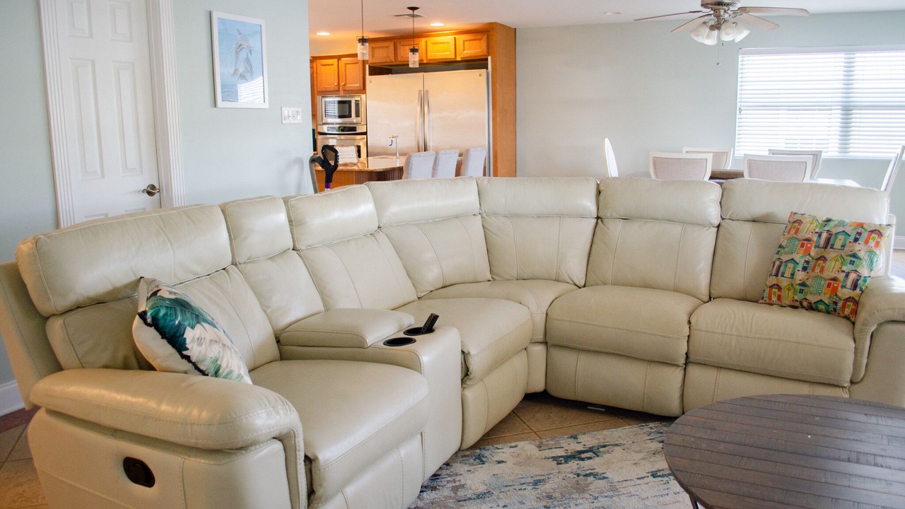 Photo of Livingroom in Shoreline Park