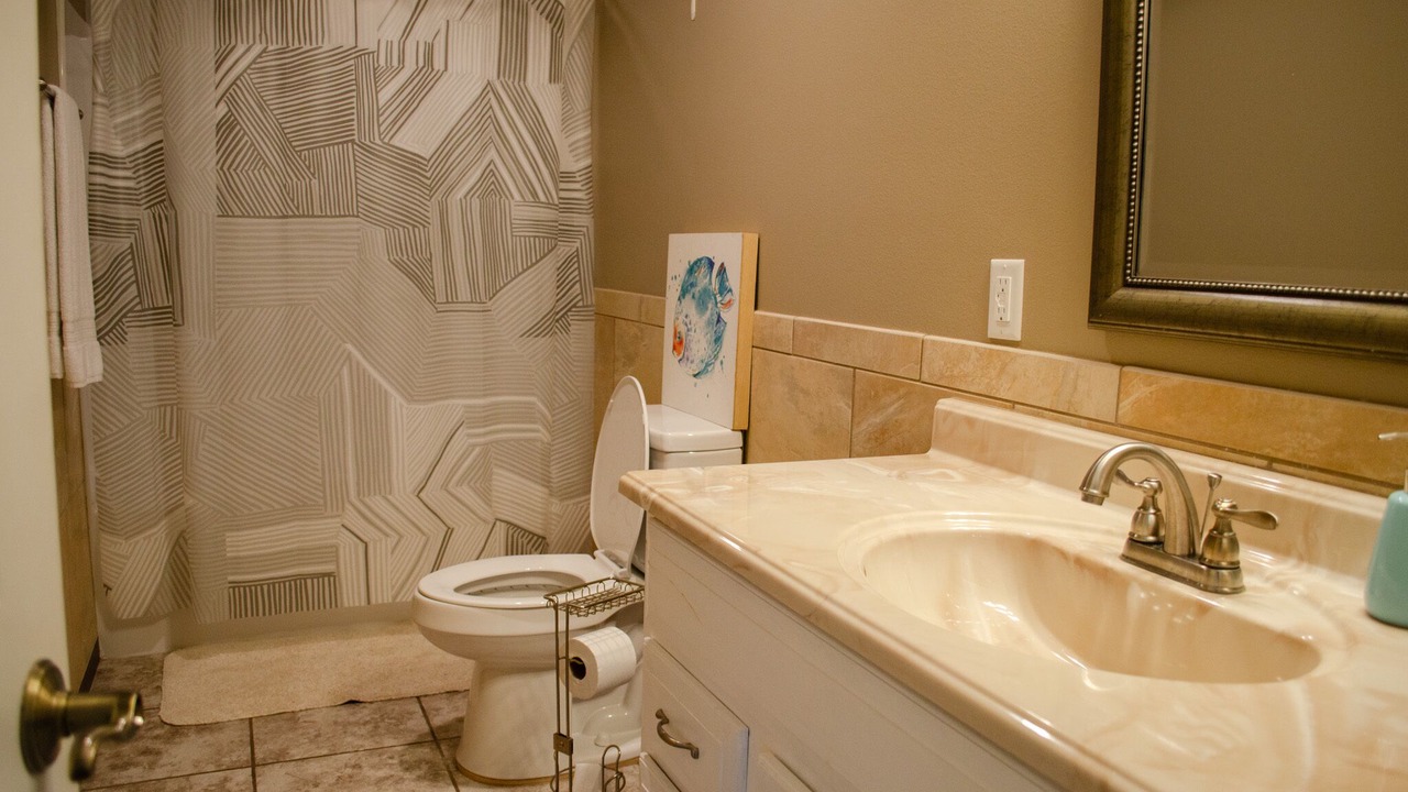 Photo of Bathroom in Shoreline Park