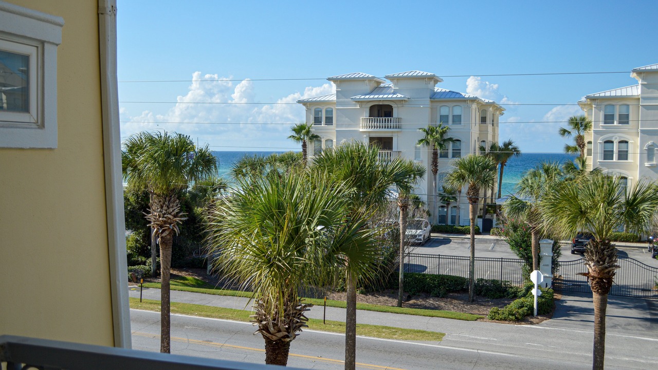Photo of Outdoor in Gulf Place