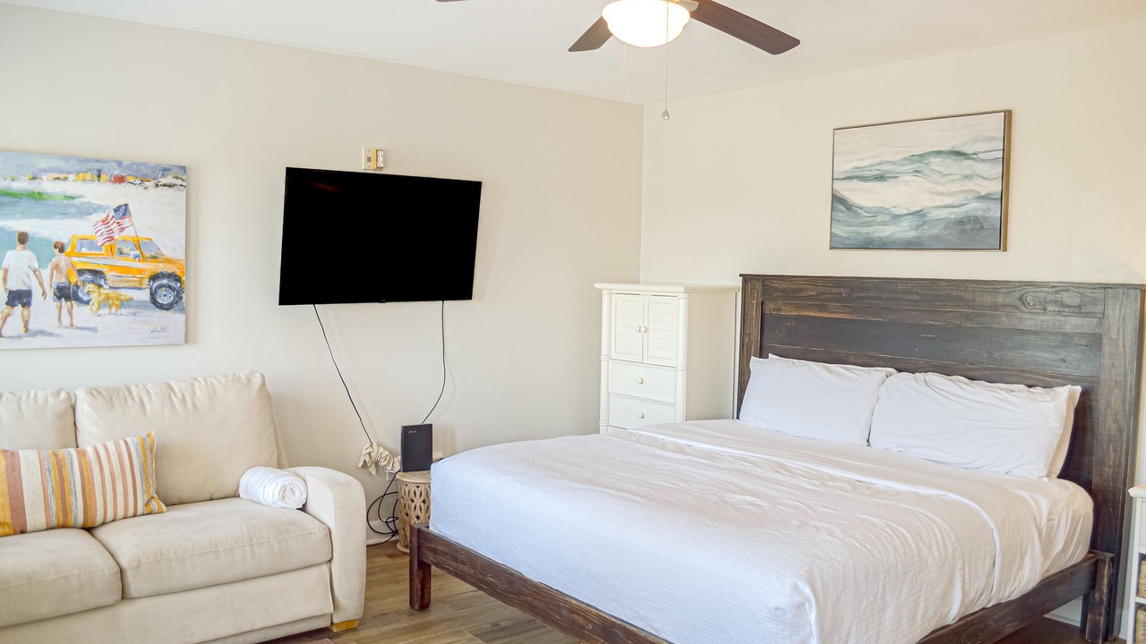 Photo of Bedroom in Gulf Place