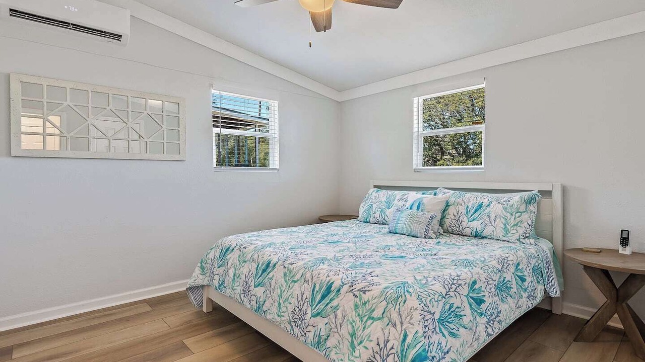 Photo of Bedroom in Alligator Point