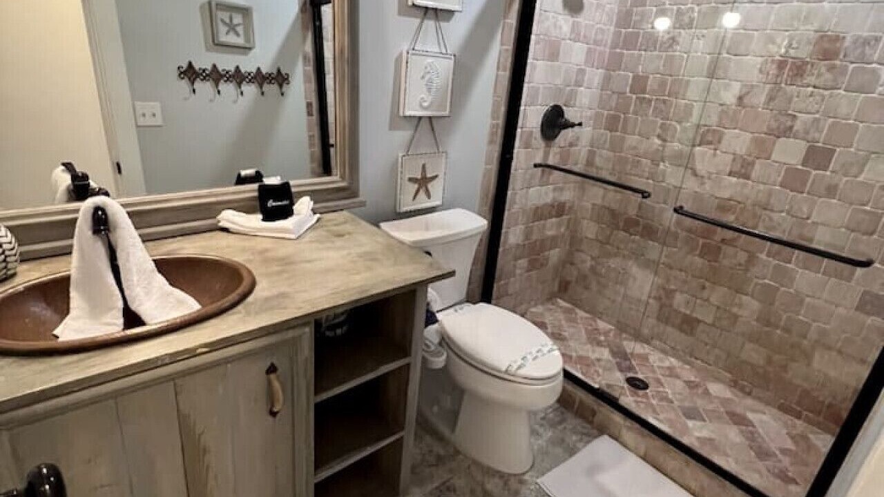 Photo of Bathroom in Panama City