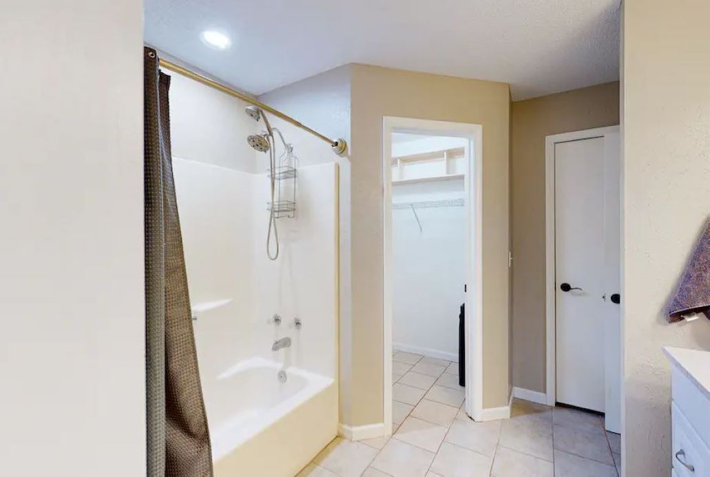 Photo of Bathroom in North Northwest Pensacola