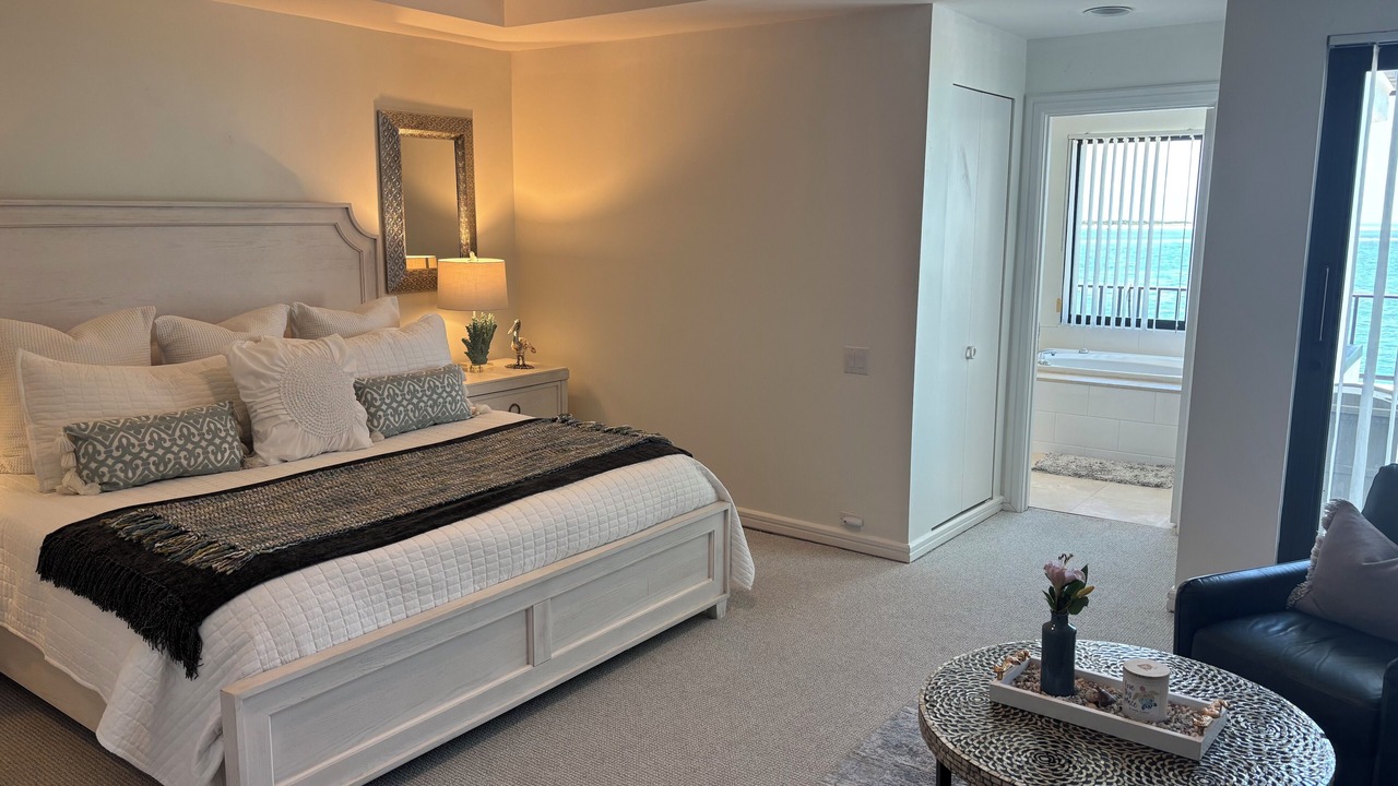 Photo of Bedroom in Isles of Capri