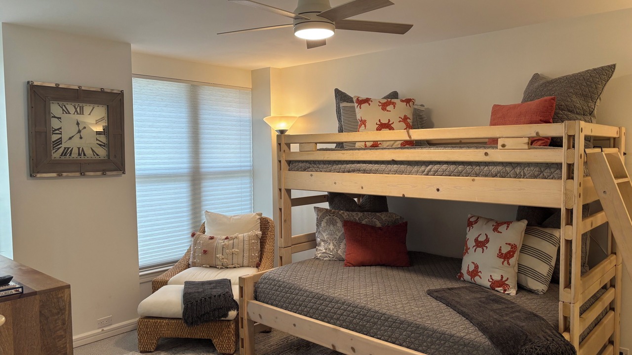 Photo of Bedroom in Isles of Capri