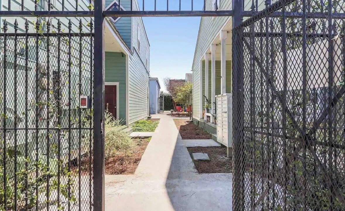 Photo of Outdoor in South 7th Ward