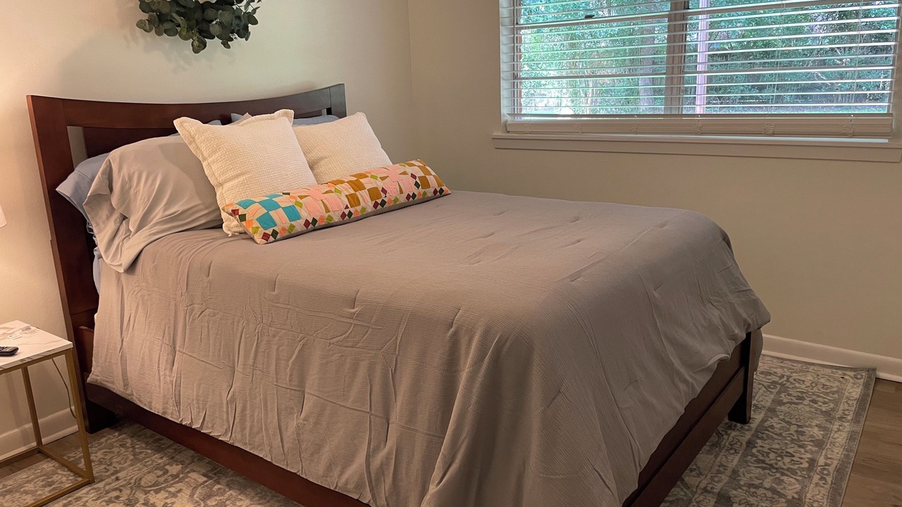 Photo of Bedroom in Alexandria