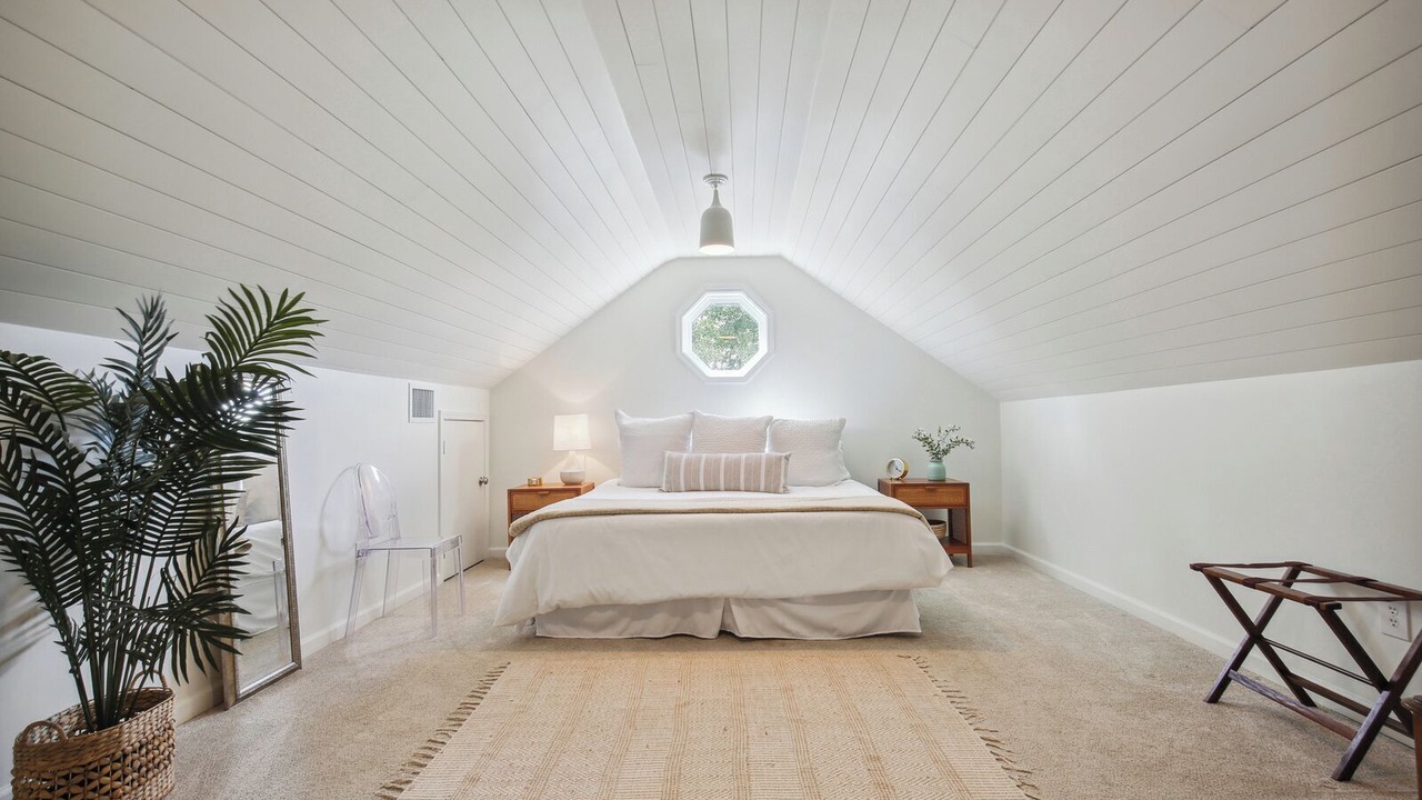 Photo of Bedroom in Mandeville
