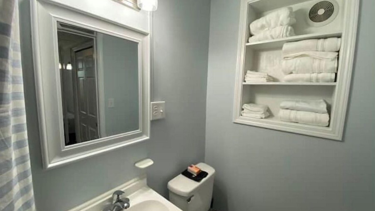Photo of Bathroom in Bid-a-wee Beach